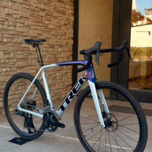 Bicicleta Trek Émonda SL 6 2024 | 105 Di2 (Carbono / Ruedas Aeolus 35) - Talle 56