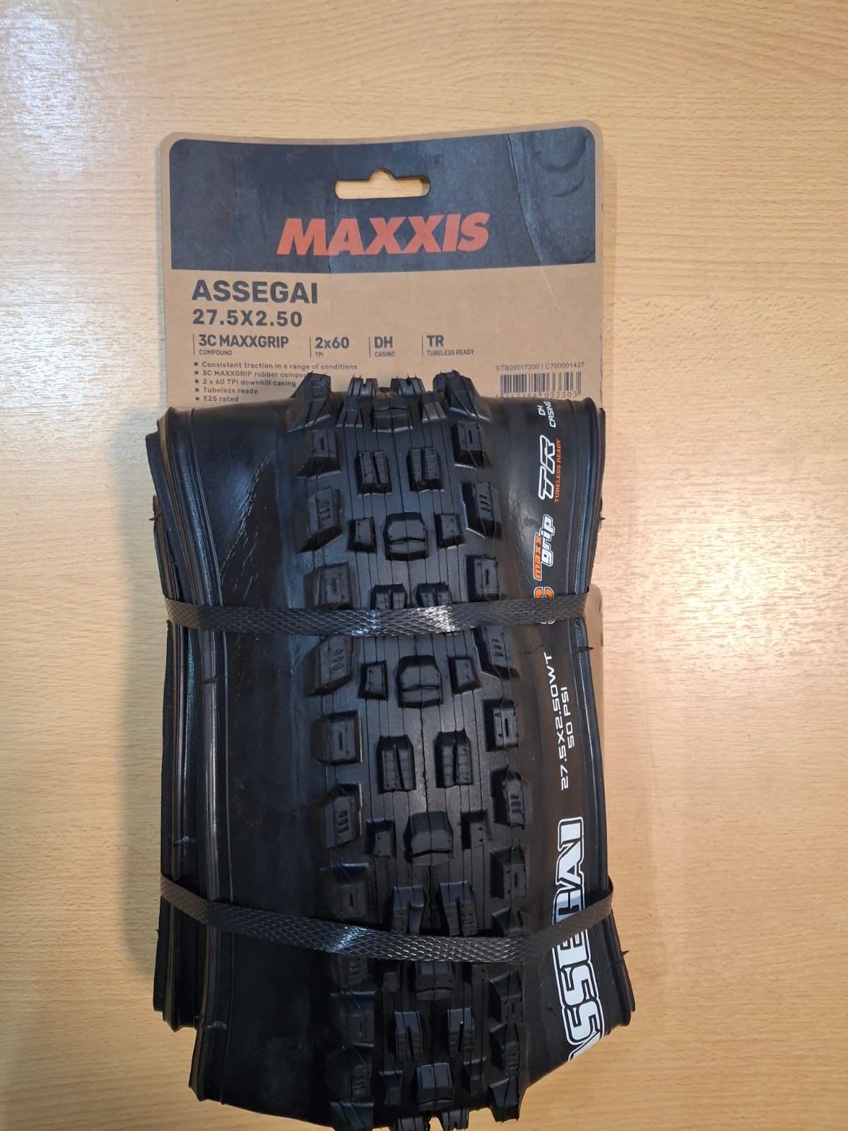 Cubierta Maxxis Assegai 27.5x2.50 WT | 3C MaxxGrip - DH Casing (Tubeless Ready)