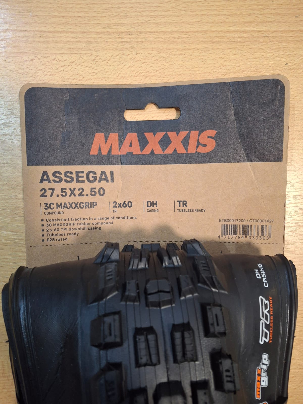 Cubierta Maxxis Assegai 27.5x2.50 WT | 3C MaxxGrip - DH Casing (Tubeless Ready) - Imagen 2